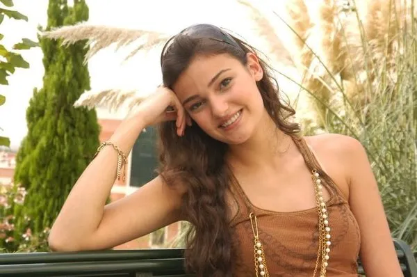 Merve Büyüksaraç kimdir foto galerisi