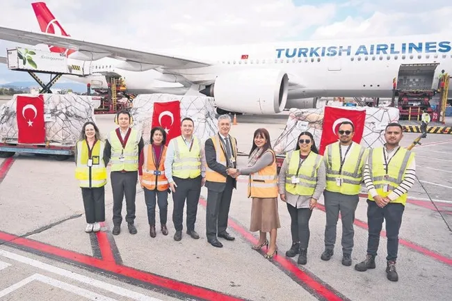 dunyanin-vicdani-turkiyeye-kolombiyadan-tesekkur-1787426300408.jpeg