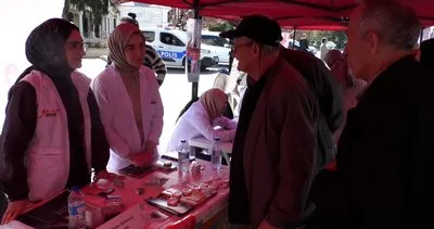 Bolu’da tıp fakültesi öğrencileri “Sağlık Sokağı” kurdu #bolu