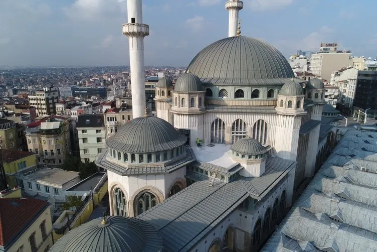 Taksim Camii�nde sona yaklaşıldıSon hali drone ile havadan görüntülendi