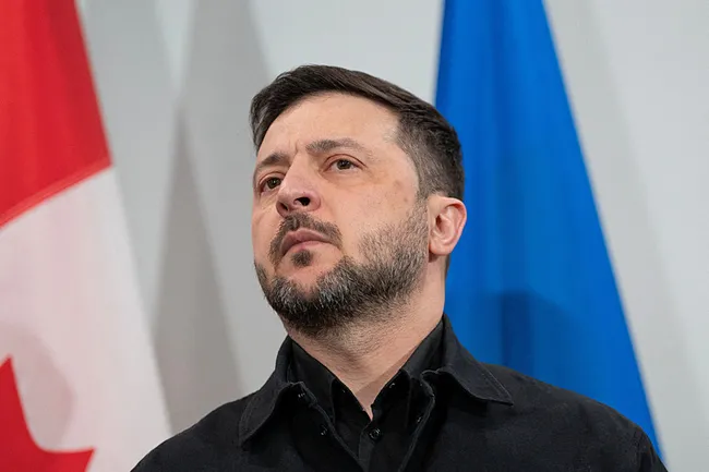 zelenskiyden-trump-gorusmesi-oncesi-aciklamalar-avrupa-ile-amerika-bizim-tarafimizda-olursa-hep-birlikte-putin-1766861106518.jpeg Zelenskiy'den Trump görüşmesi öncesi açıklamalar: