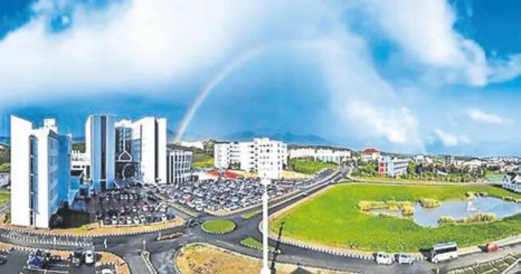 Yakın Doğu Üniversitesi birinci seçildi - Güney Haberleri