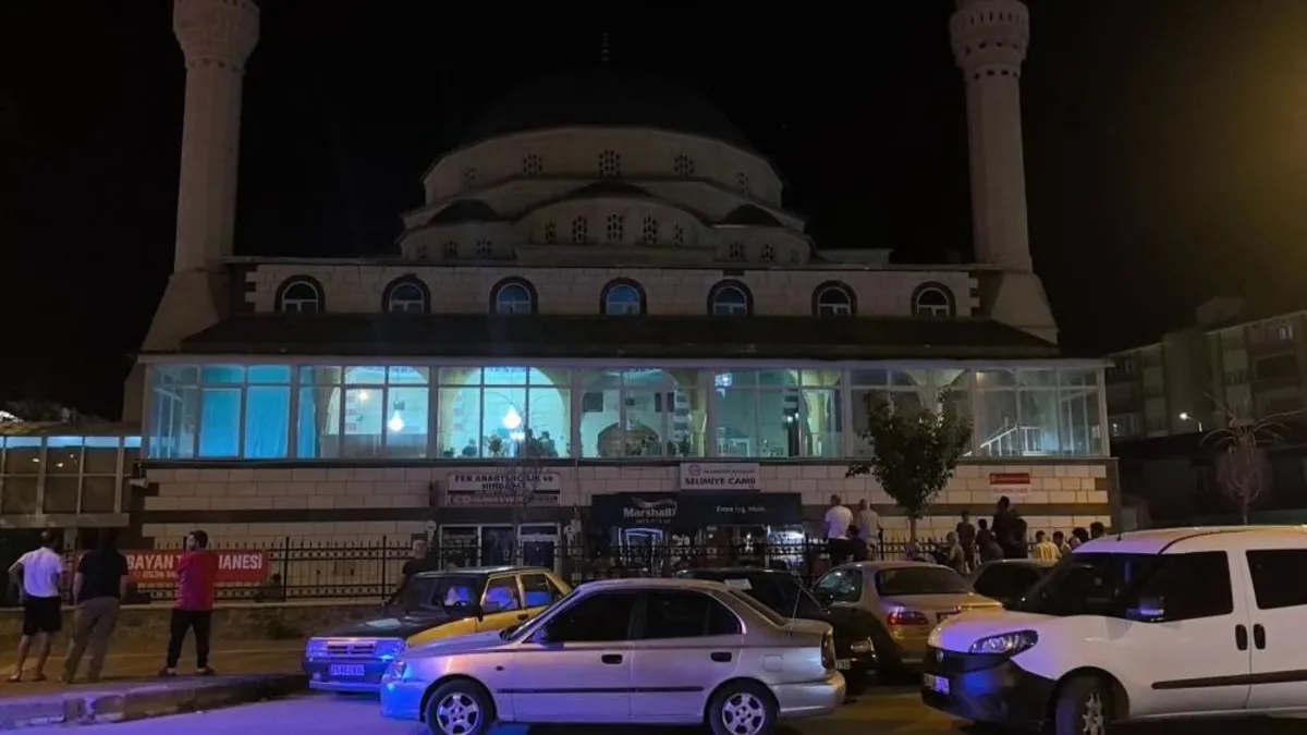 Erzurum’da kan donduran olay! Camide asılı halde bulundu