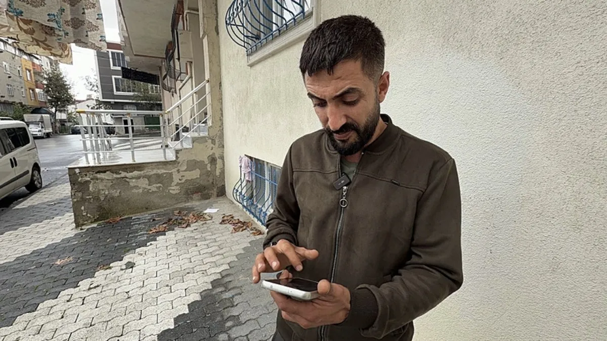 Arnavutköy’de ilginç hırsızlık iddiası:1 arayla önce evine dadandılar, sonra arabasını çaldılar! Meğer yedek anahtarı… Arnavutköy’de ilginç hırsızlık iddiası:1 arayla önce evine dadandılar, sonra arabasını çaldılar! Meğer yedek anahtarı…