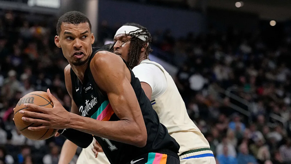NBA'de Spurs, Bucks'ı yenerek üst üste 8. galibiyetini aldı