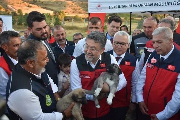 bakan-yumakli-aricilar-yangin-riskine-karsi-tedbirli-olmali-1788542659242.jpg