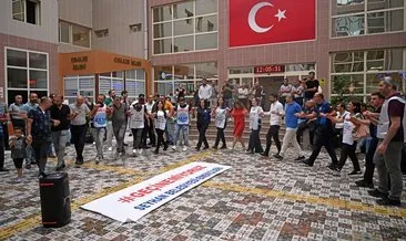 Toplu sözleşme eylemlerini sürdüren memurlara CHP’li gruptan engelleme #adana