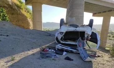 Kontrolden çıkan otomobil köprüden uçtu: 1 ölü, 2 yaralı #batman