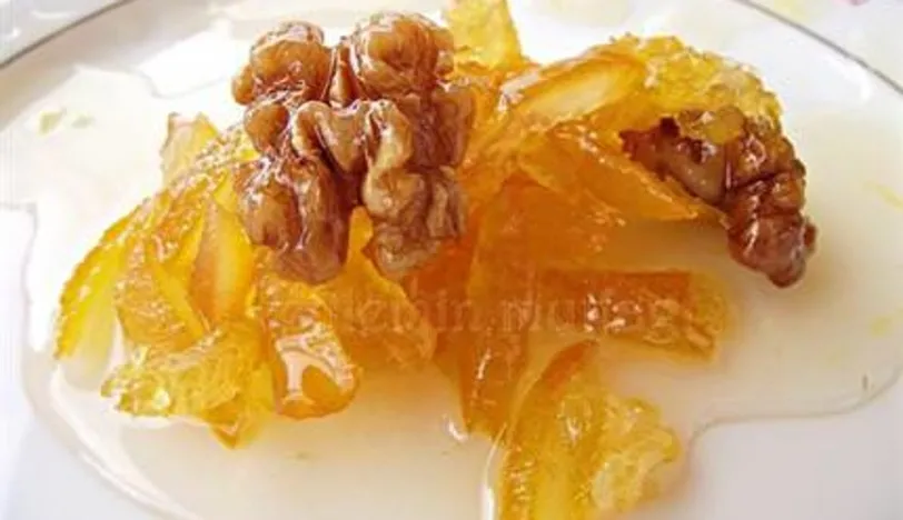 CEVİZLİ PORTAKAL REÇELİ