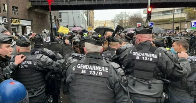 Fransa’da Sarı Yelekliler yeniden sokağa iniyor! Polis güçleri kırmızı alarma geçti