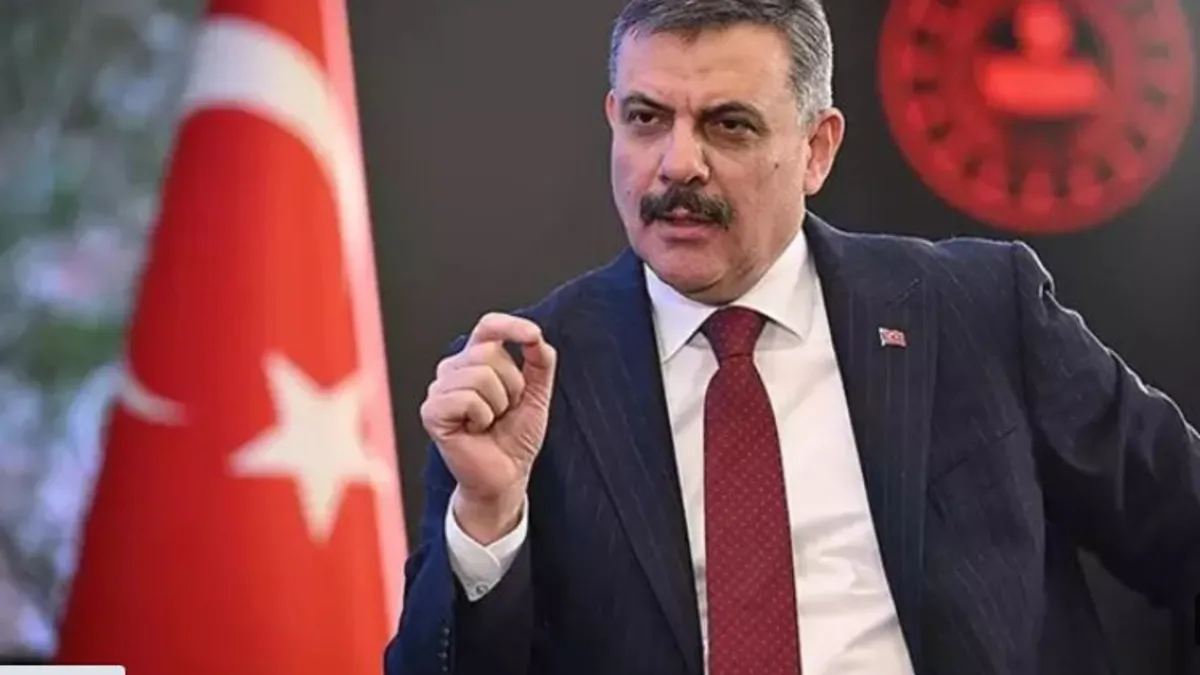 İçişleri Bakanı Çiftçi, terör saldırısında yaralanan komiserle telefonda görüştü İçişleri Bakanı Çiftçi, terör saldırısında yaralanan komiserle telefonda görüştü