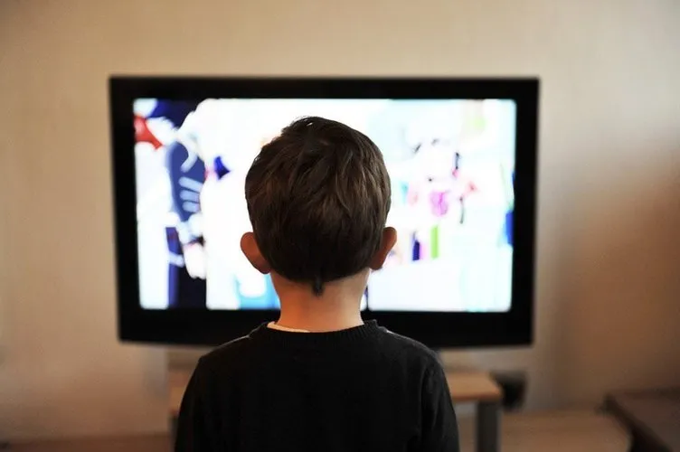 Çocuğunuz televizyon bağımlısı mı?