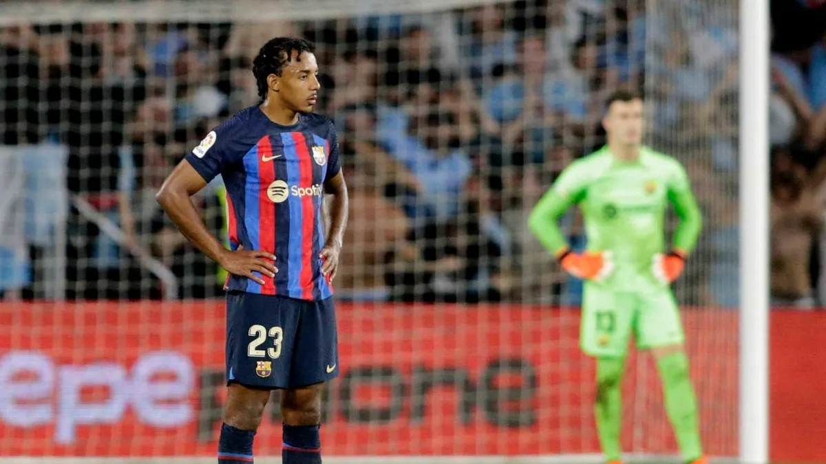 Barcelona, Jules Kounde ile uzattı! Barcelona, Jules Kounde ile uzattı!