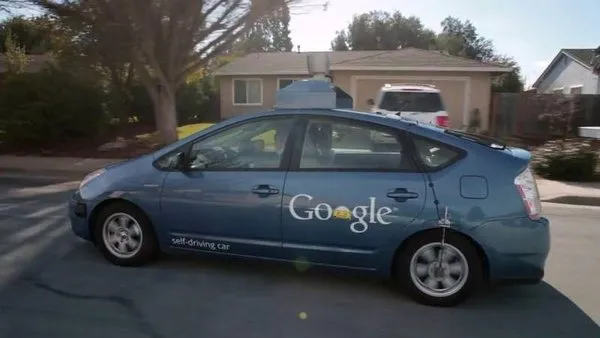 Google'ın akıllı arabası
