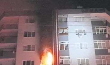Apartmanda çıkan yangın korkuttu