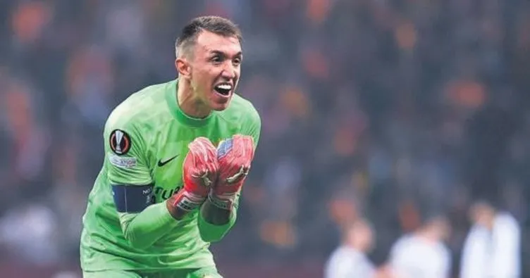 Fernando Muslera alarmı!