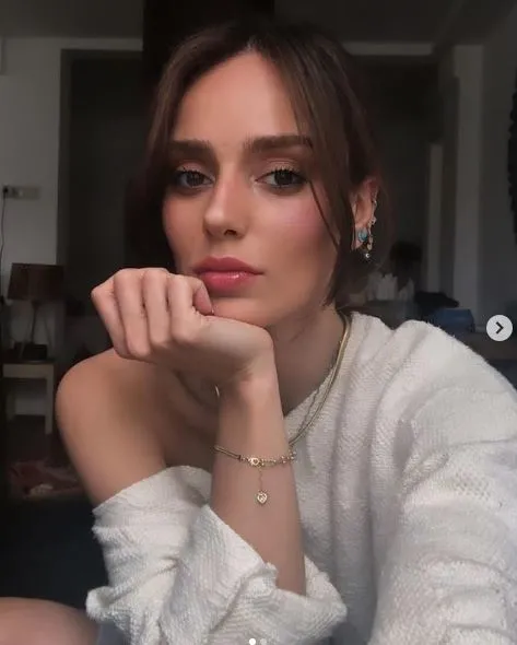 Güzel oyuncu Bestemsu Özdemir yeni bir aşka yelken açtı Güzel oyuncu Bestemsu Özdemir yeni bir aşka yelken açtı