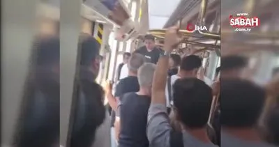 İzmir metrosunda yumruk yumruğa kavga kamerada | Video