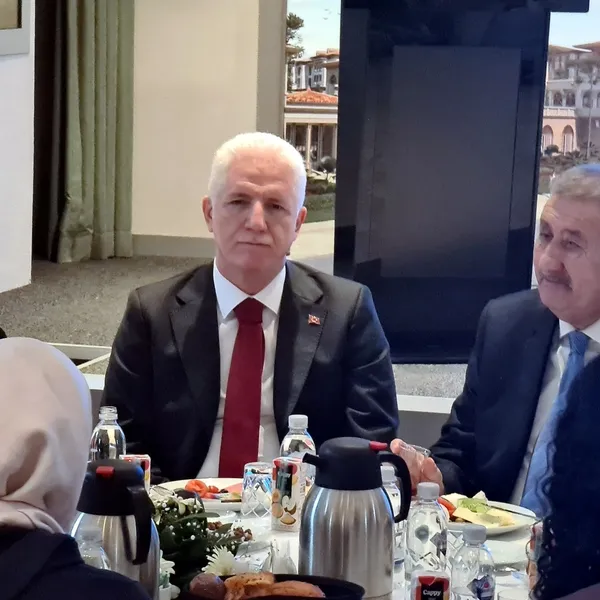 Vali Gül Bayramlaştı