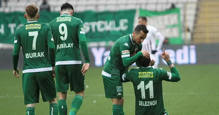 Bursaspor Giresun deplasmanında tek golle kazandı! Giresunspor 1-0 Bursaspor MAÇ SONUCU