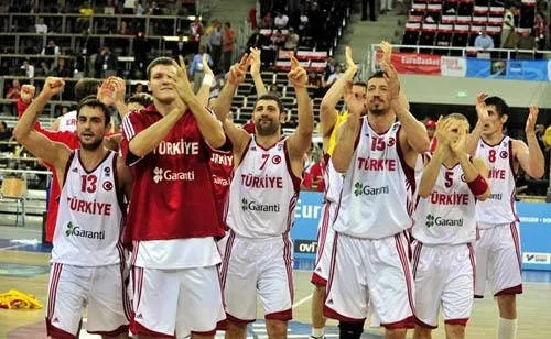 Türkiye - İspanya basketbol maçı