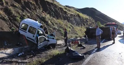 Erzurum’da feci kaza! Ambulans ve hafif ticari araç kafa kafaya çarpıştı: 4 ölü, 1 yaralı