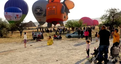 Figürlü balonlar festivale renk katt!