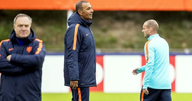 Advocaat’tan flaş Sneijder açıklaması