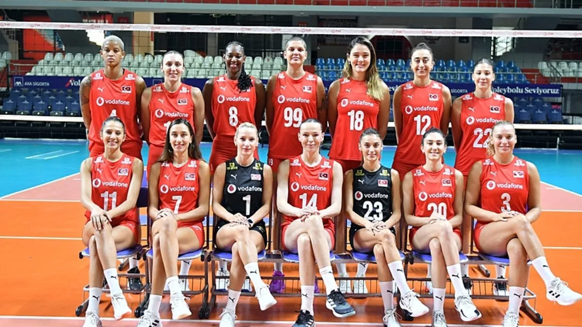A Milli Kadın Voleybol Takımı, İspanya maçının hazırlıklarını Tayland’da sürdürdü A Milli Kadın Voleybol Takımı, İspanya maçının hazırlıklarını Tayland’da sürdürdü