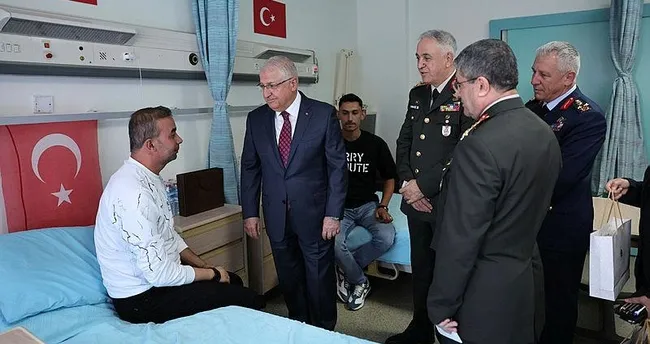 Bakan Güler, tedavileri devam eden gazileri ziyaret etti Bakan Güler, tedavileri devam eden gazileri ziyaret etti