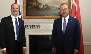 Bakan Çavuşoğlu, İngiliz mevkidaşı ile görüştü