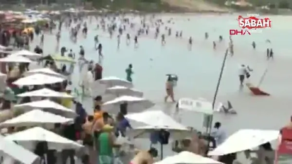 Brezilya'da plajı vuran büyük dalga panik yarattı