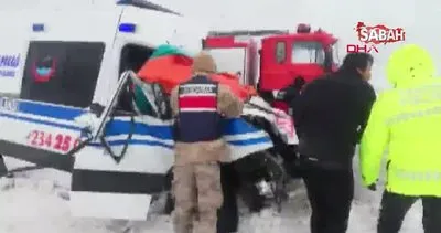 Son dakika: Sivas’ta TIR ile çarpışan ambulanstaki hemşire öldü, sürücü yaralandı | Video