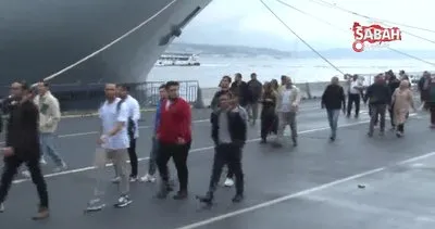 SİHA gemisi TCG Anadolu’ya vatandaşlar yoğun ilgi gösterdi