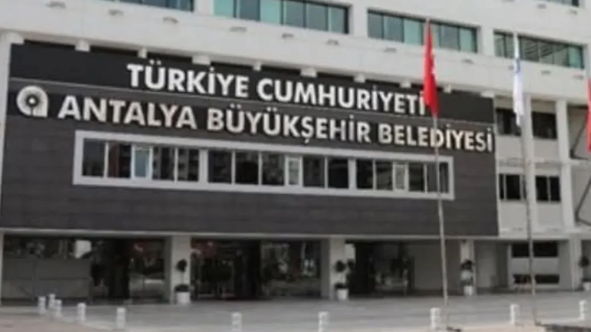 Antalya’da düzenlenen 7. dalga operasyonunda 3 kişi tutuklandı