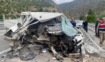 Gümüşhane-Trabzon yolunda feci kaza: 1 ölü, 3 yaralı #gumushane