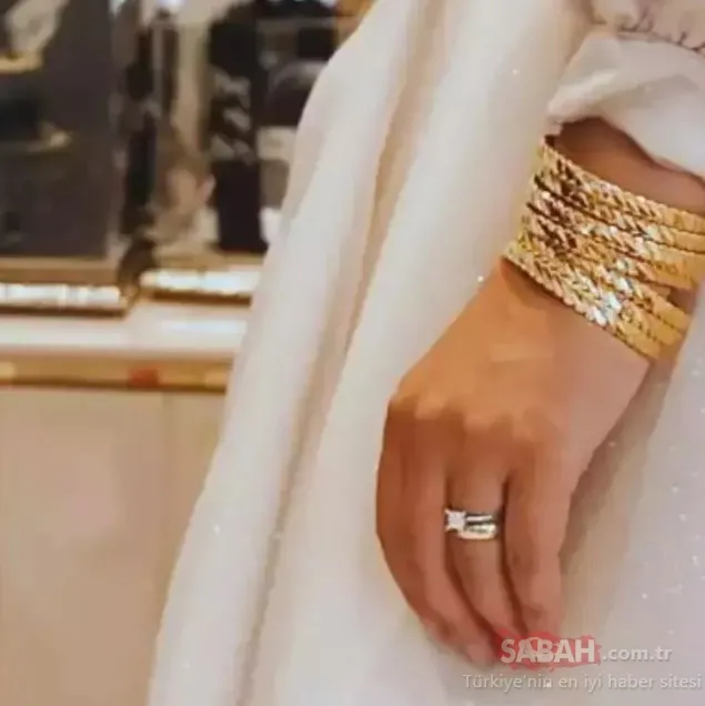 Kadir Ezildi ve Gamze Türkmen İstanbul’da nişanlandı! İşte Kadir Ezildi ve Gamze Türkmen’in nişanından ilk kareler!
