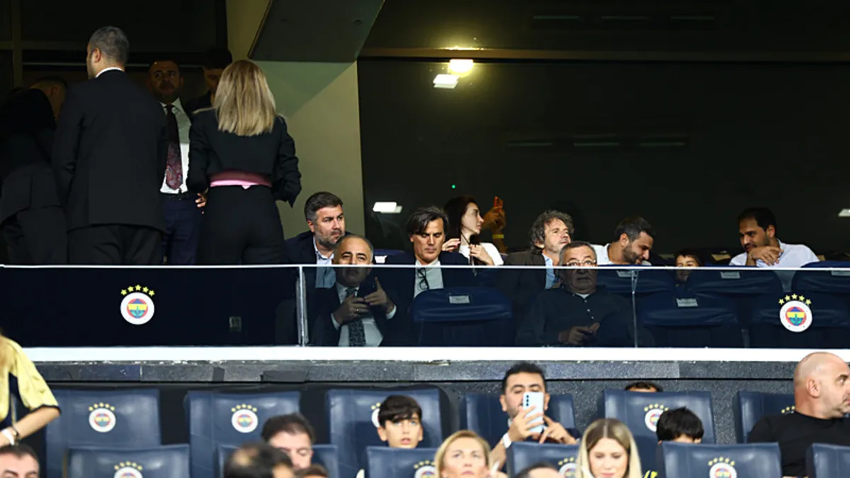 A Milli Takım Teknik Direktörü Montella, Fenerbahçe-Roma maçını izledi