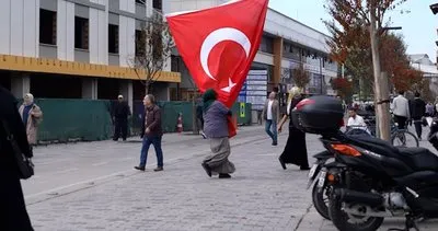 Düzce’de bayrak hassasiyeti! Vatandaşlar Türk Bayrağını yere düşürmedi #duzce