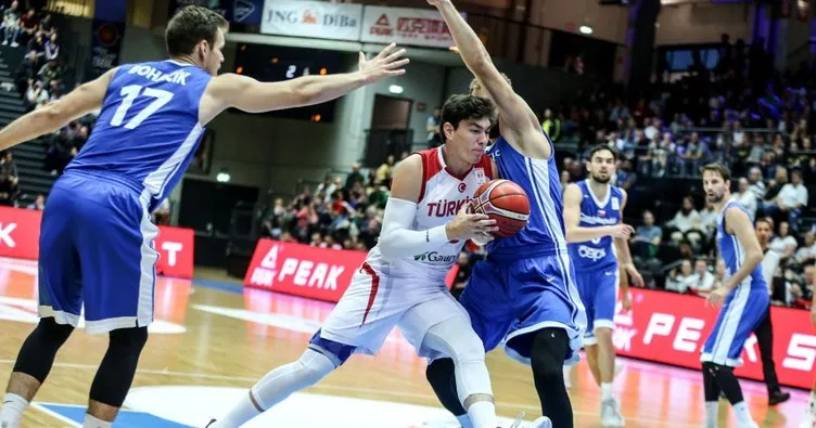 Türkiye A Milli Erkek Basketbol Takımı, Super Cup’ta şampiyon oldu