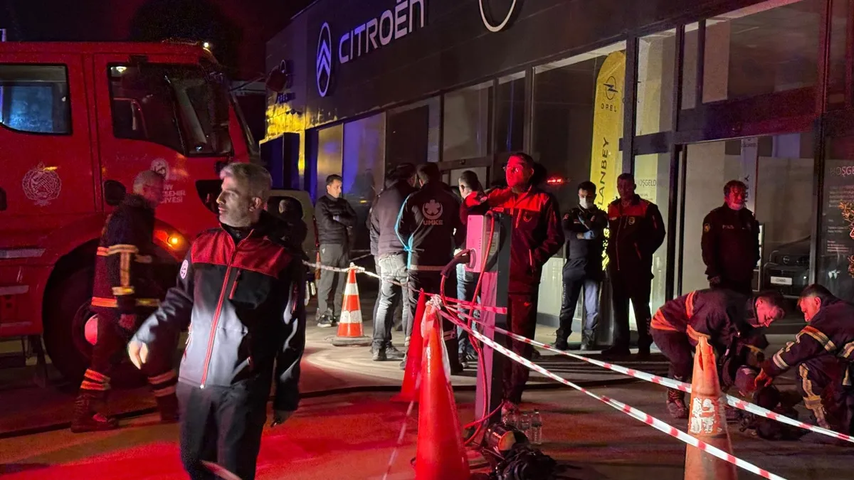 Hatay’da yangın faciası: 2 ölü 14 yaralı