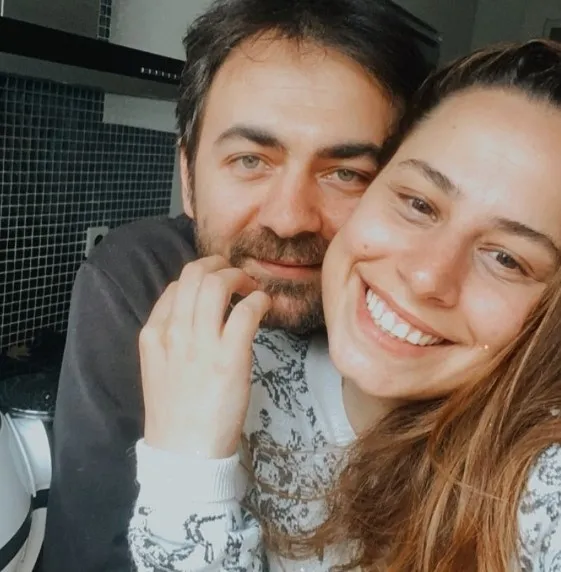 Ahad Kazmaz ile boşanmıştı... Aslı İnandık yeni aşka yelken açtı!