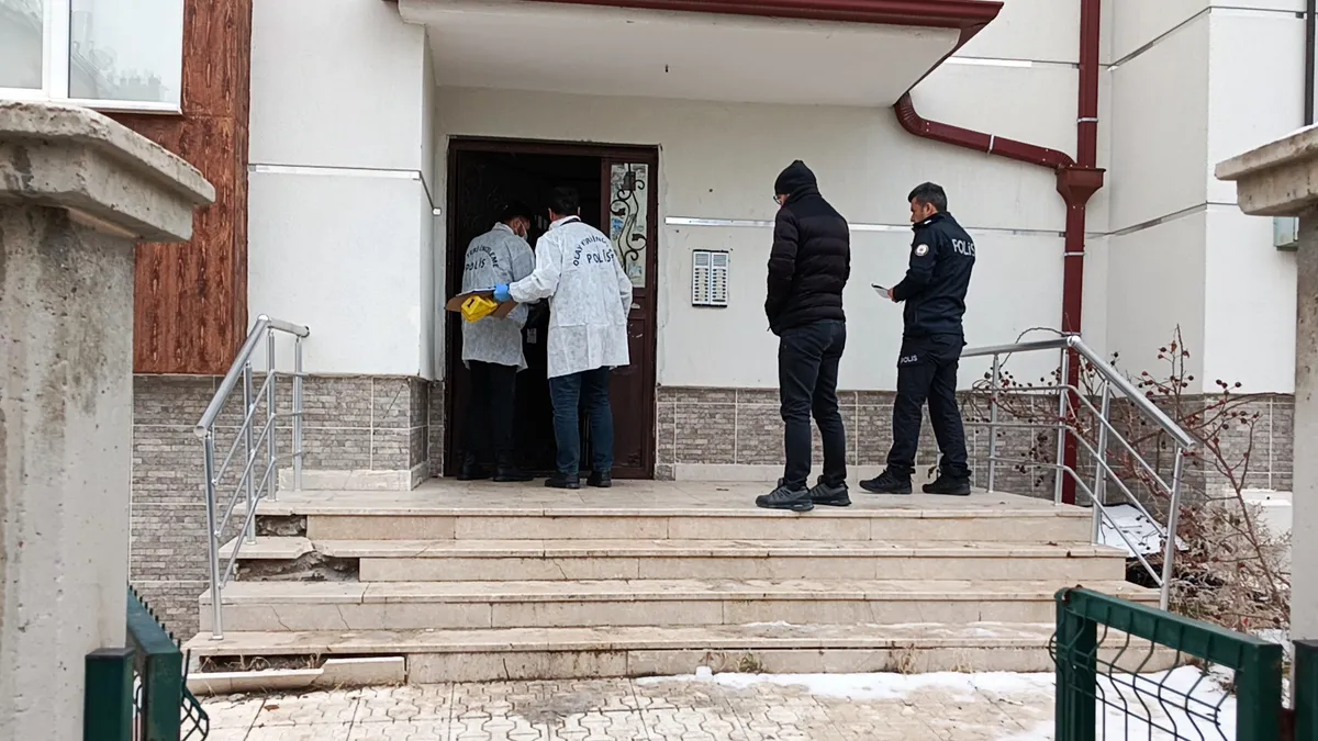 Karaman'da sır olay: 26 yaşındaki genç evinde ölü bulundu! Herhangi bir iz yok…