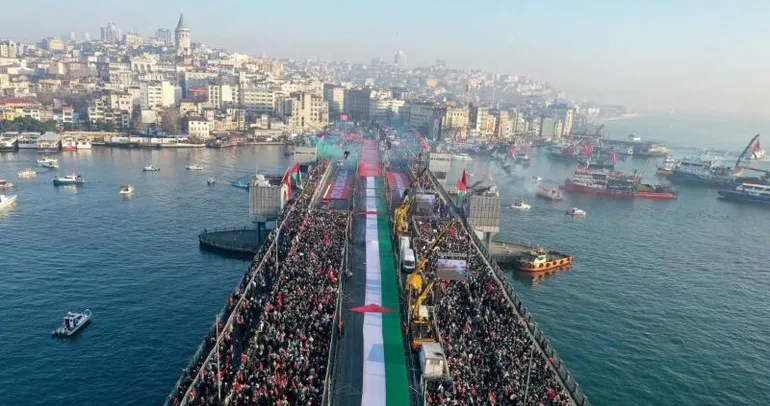 Galata Köprüsü’nde Filistin için büyük yürüyüş! Türkiye 1 Ocak’ta tek yürek olacak