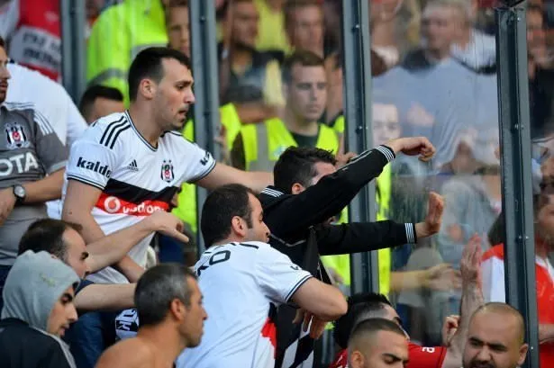 Feyenoord - Beşiktaş maçının fotoğrafları