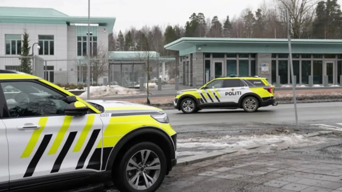 Norveç’te ABD Büyükelçiliği’ndeki patlamada yeni gelişme: 4 kişi gözaltında Norveç’te ABD Büyükelçiliği’ndeki patlamada yeni gelişme: 4 kişi gözaltında