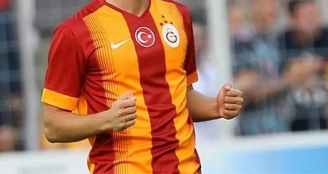 Galatasaray'ın eski yıldızı Fenerbahçe'ye!