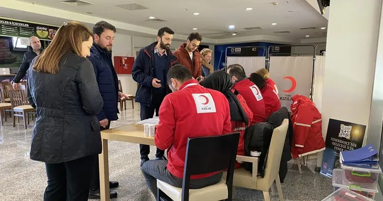 Fenerbahçe’nin kan bağışı çağrısına yoğun katılım oldu
