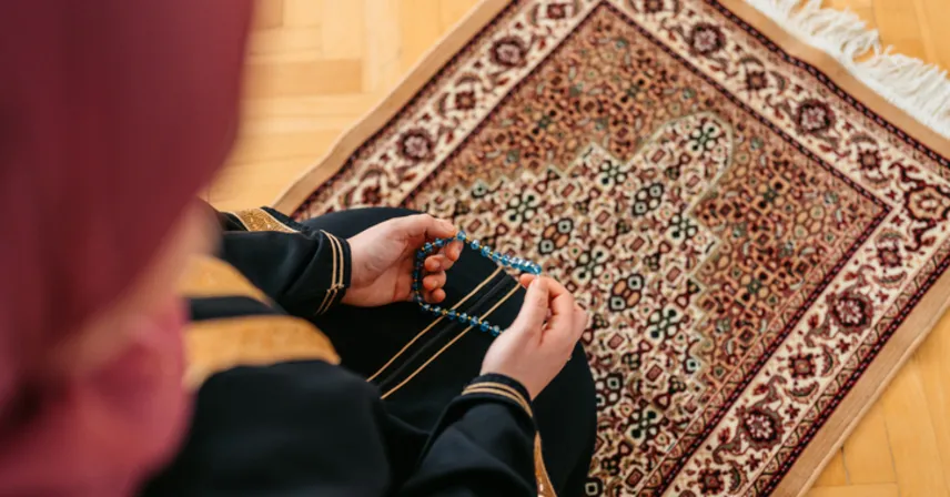 Teravih Namazı Farz Mı, Vacip Mi? Diyanet Açıklaması ile Hükmü ve Mahiyeti