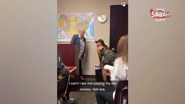 Çocuğunun sınıfında asılı olan LGBT bayrağını böyle çöpe attı | Video
